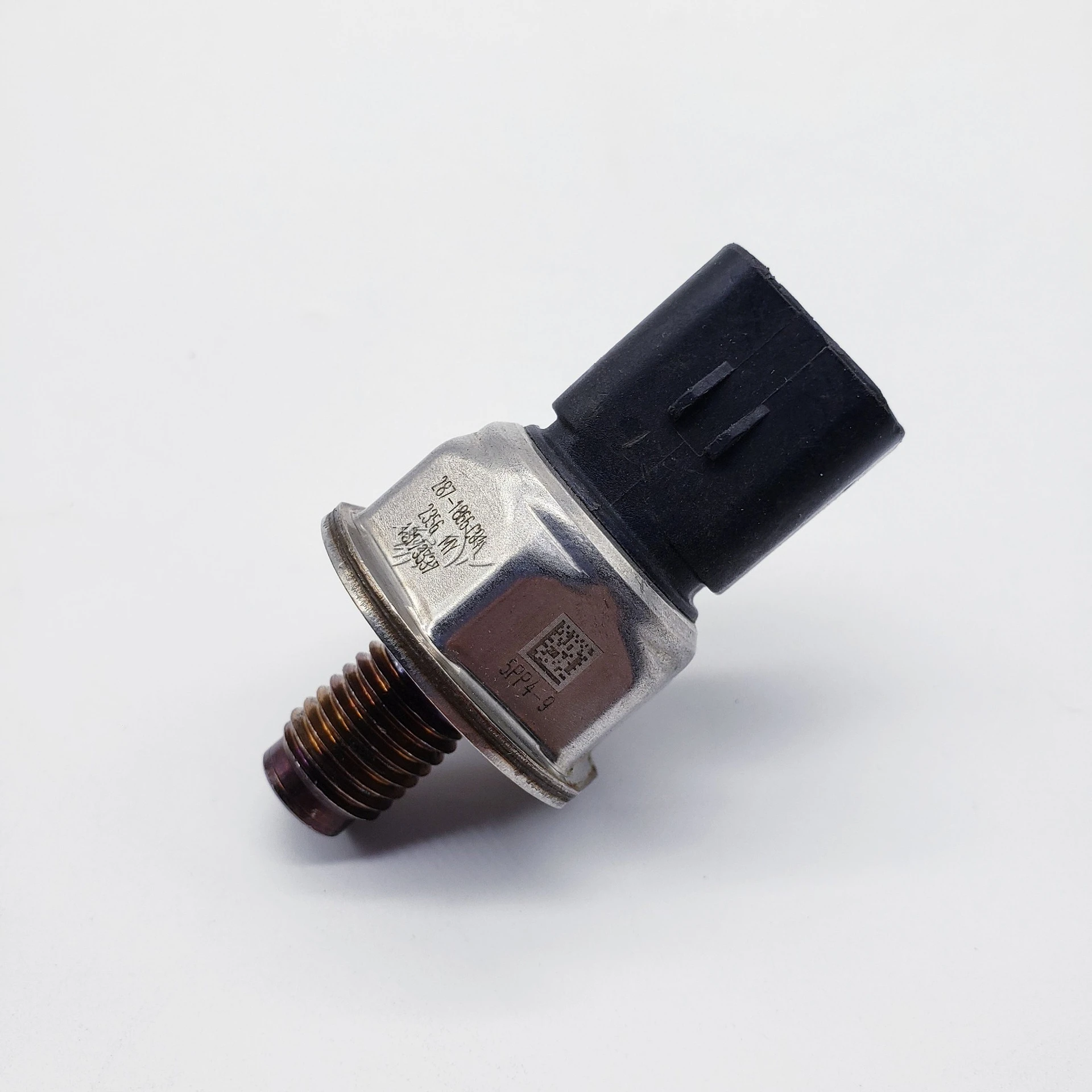 Excavator Accessories CAT287-1866 325 329 330C Common Rail Fuel Intake Pressure Sensor
Excavator Accessories CAT287-1866 325 329 330C Common Rail Fuel Intake Pressure Sensor