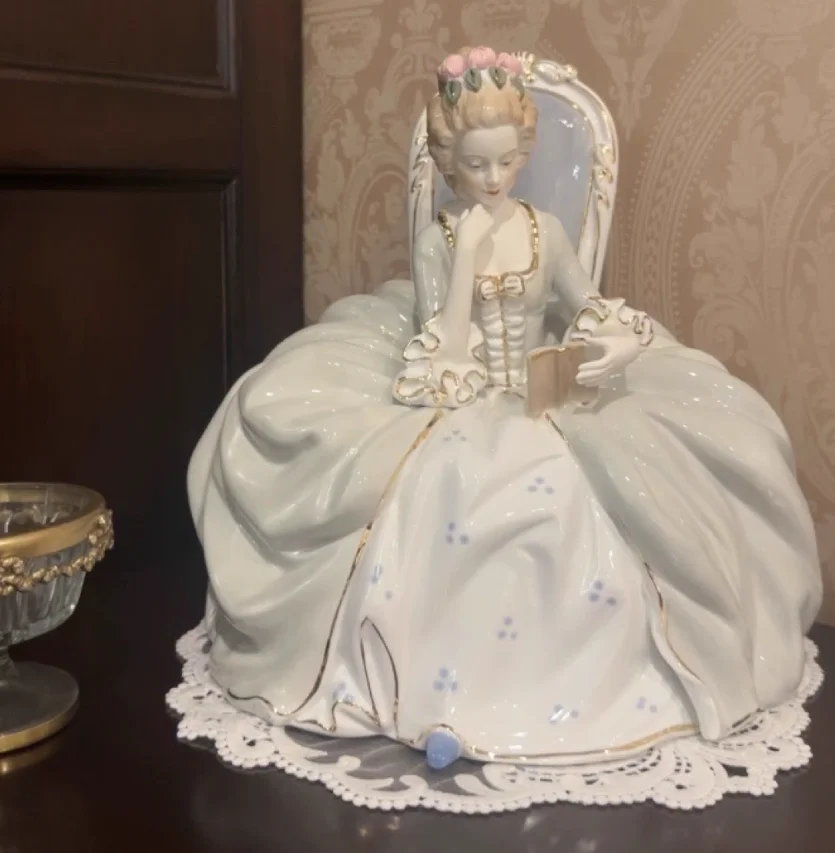 Modern Ceramic Ornaments Reading Western Beauty Figurines Decoration Home Room Statue Accessories Study Office Sculpture Crafts
Modern Ceramic Ornaments Reading Western Beauty Figurines Decoration Home Room Statue Accessories Study Office Sculpture Crafts