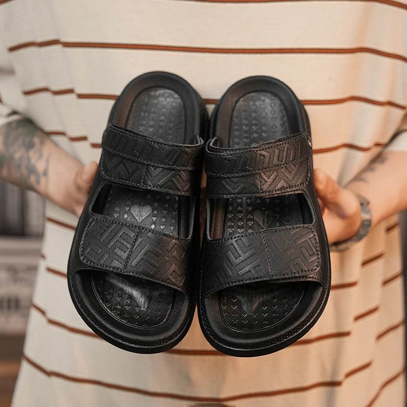 Large men's summer classic leather slippers soft and comfortable casual sandals outdoor fashionable thick soled beach slippers
Large men's summer classic leather slippers soft and comfortable casual sandals outdoor fashionable thick soled beach slippers