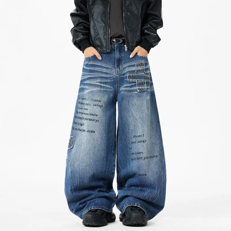 American Style Beading Pathcwork Letter Print Vintage Men's Jeans Loose Wide Leg Scimitar Denim Pants Chic Trousers
American Style Beading Pathcwork Letter Print Vintage Men's Jeans Loose Wide Leg Scimitar Denim Pants Chic Trousers