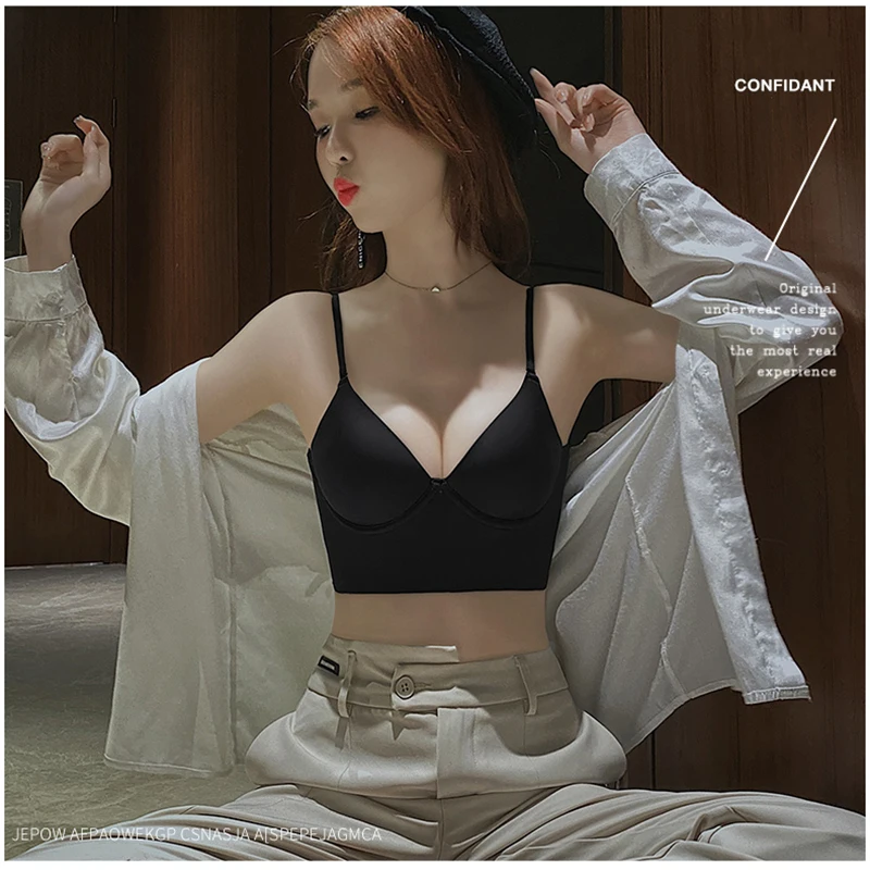 Japanese large U-shaped beautiful back girl daily vest anti-sagging sexy seamless backless bra
Japanese large U-shaped beautiful back girl daily vest anti-sagging sexy seamless backless bra
