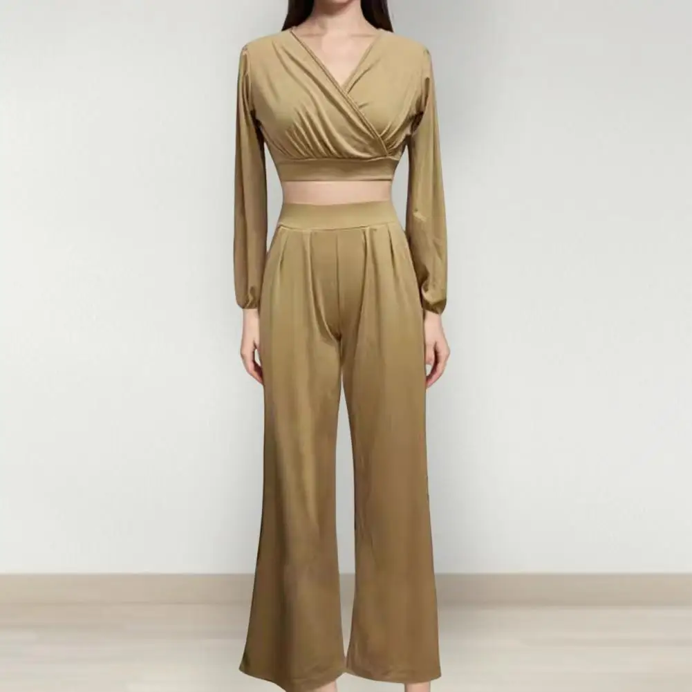 Lady Commute Outfit Elegant Women's Top Pants Set with Wide Leg Trousers V Neck Top Long Sleeves Stylish Office Wear for Daily
Lady Commute Outfit Elegant Women's Top Pants Set with Wide Leg Trousers V Neck Top Long Sleeves Stylish Office Wear for Daily