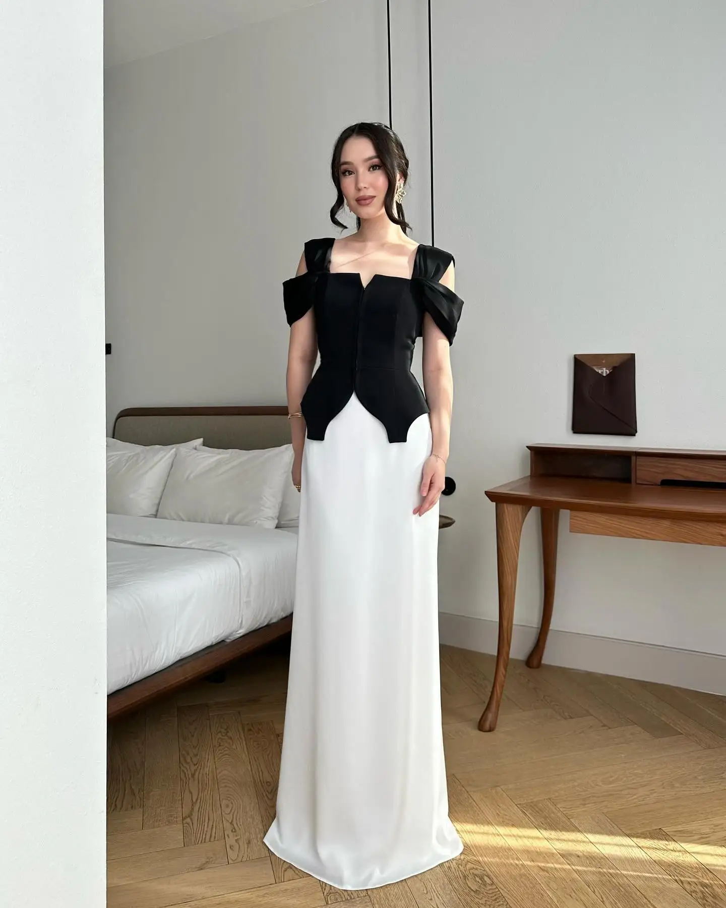 Customized Temperament Jersey Off the Shoulder Evening Dresses High Quality Square Neck Cocktail Dress Custom Size Par
Customized Temperament Jersey Off the Shoulder Evening Dresses High Quality Square Neck Cocktail Dress Custom Size Par