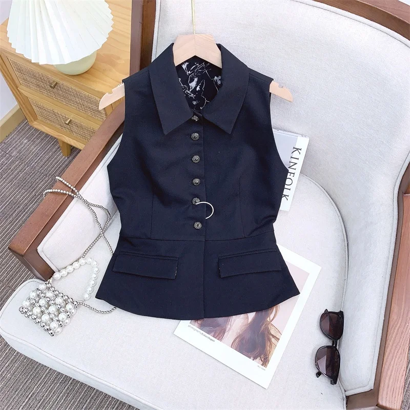 High Density Twill Weave Fabric Jacket Collarless Sleeveless Waist Cinched Vest Polyester Fiber Single Button Closure Pure Color
High Density Twill Weave Fabric Jacket Collarless Sleeveless Waist Cinched Vest Polyester Fiber Single Button Closure Pure Color