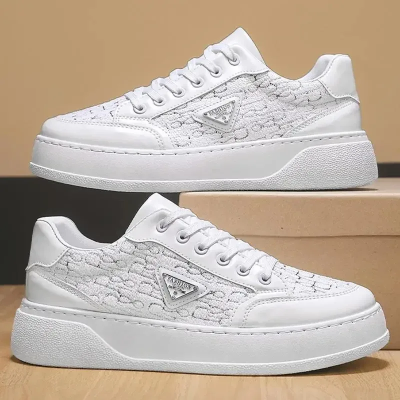 Новая летняя мужская спортивная обувь с кожаной поверхностью, повседневная универсальная стильная обувь на плоской подошве, противоизносная резиновая подошва, цементная земля, подходит 
Новая летняя мужская спортивная обувь с кожаной поверхностью, повседневная универсальная стильная обувь на плоской подошве, противоизносная резиновая подошва, цементная земля, подходит