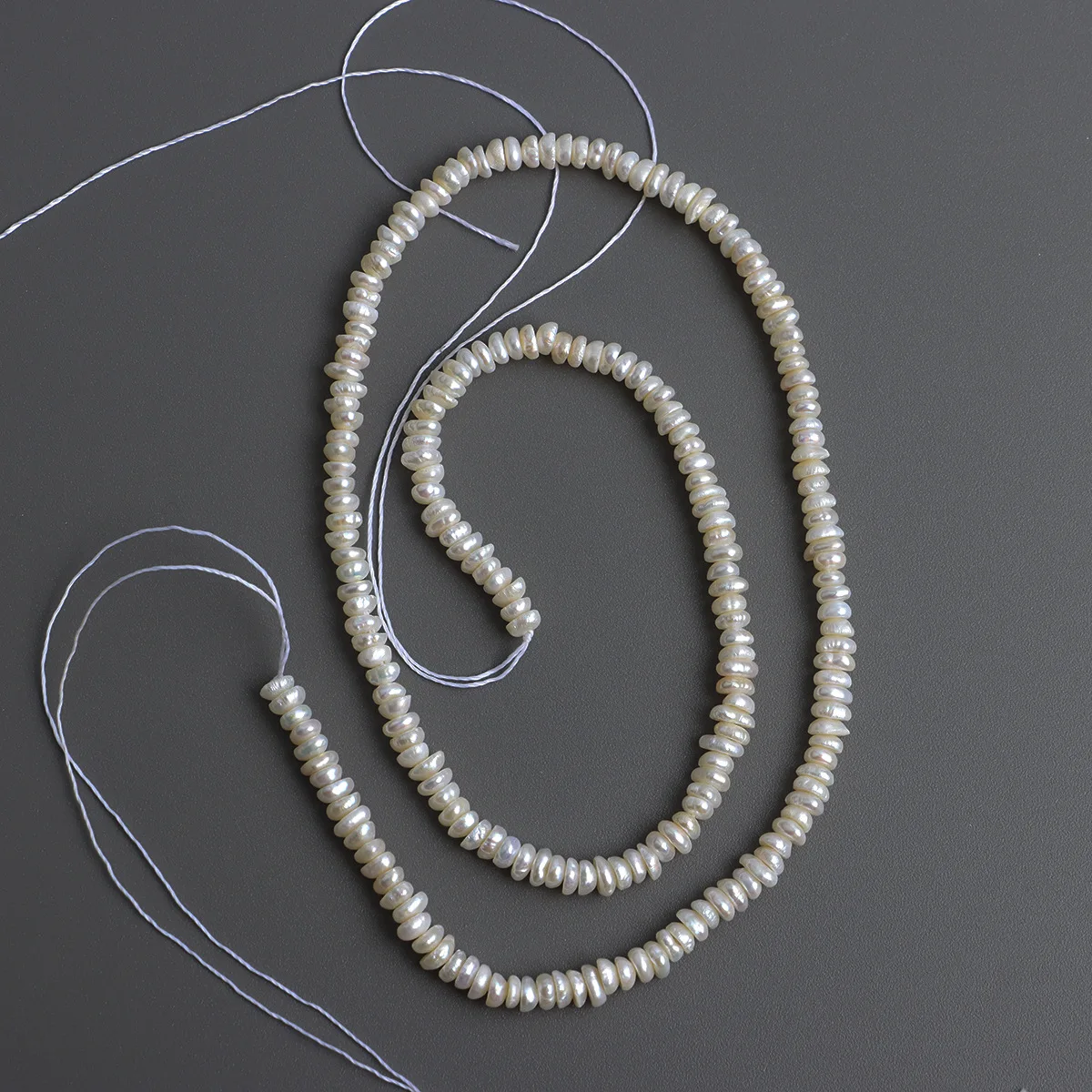 Экономичные сильные легкие маленькие плоские бусины диаметром 3-4 мм, натуральный пресноводный жемчуг, свободные бусины, бусины, ювелирные изделия своими руками, аксессуары
Экономичные сильные легкие маленькие плоские бусины диаметром 3-4 мм, натуральный пресноводный жемчуг, свободные бусины, бусины, ювелирные изделия своими руками, аксессуары