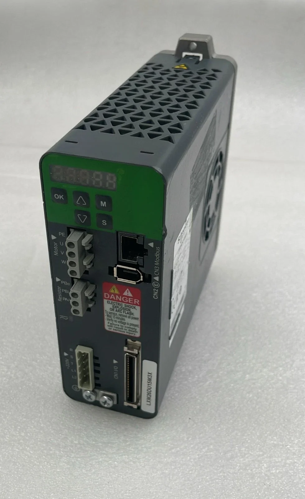 Высококачественные НОВЫЕ 100% оригинальные LXM32MD72N4 LXM32SD12N4 LXM32SD30N4 с гарантией 1 год
Высококачественные НОВЫЕ 100% оригинальные LXM32MD72N4 LXM32SD12N4 LXM32SD30N4 с гарантией 1 год