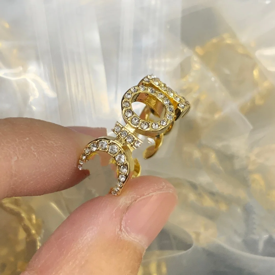 New Retro Letter Zircon Rings for Women Luxury Star Moon Pearl Bow Knot Adjustable Finger Jewelry
New Retro Letter Zircon Rings for Women Luxury Star Moon Pearl Bow Knot Adjustable Finger Jewelry