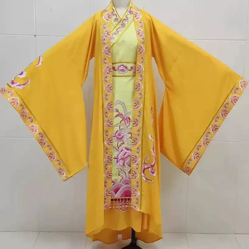 Chinese Yue Opera Huangmei Opera Empress Costume Embroidered Large Sleeve Stage Performance Outfit for Women
Chinese Yue Opera Huangmei Opera Empress Costume Embroidered Large Sleeve Stage Performance Outfit for Women