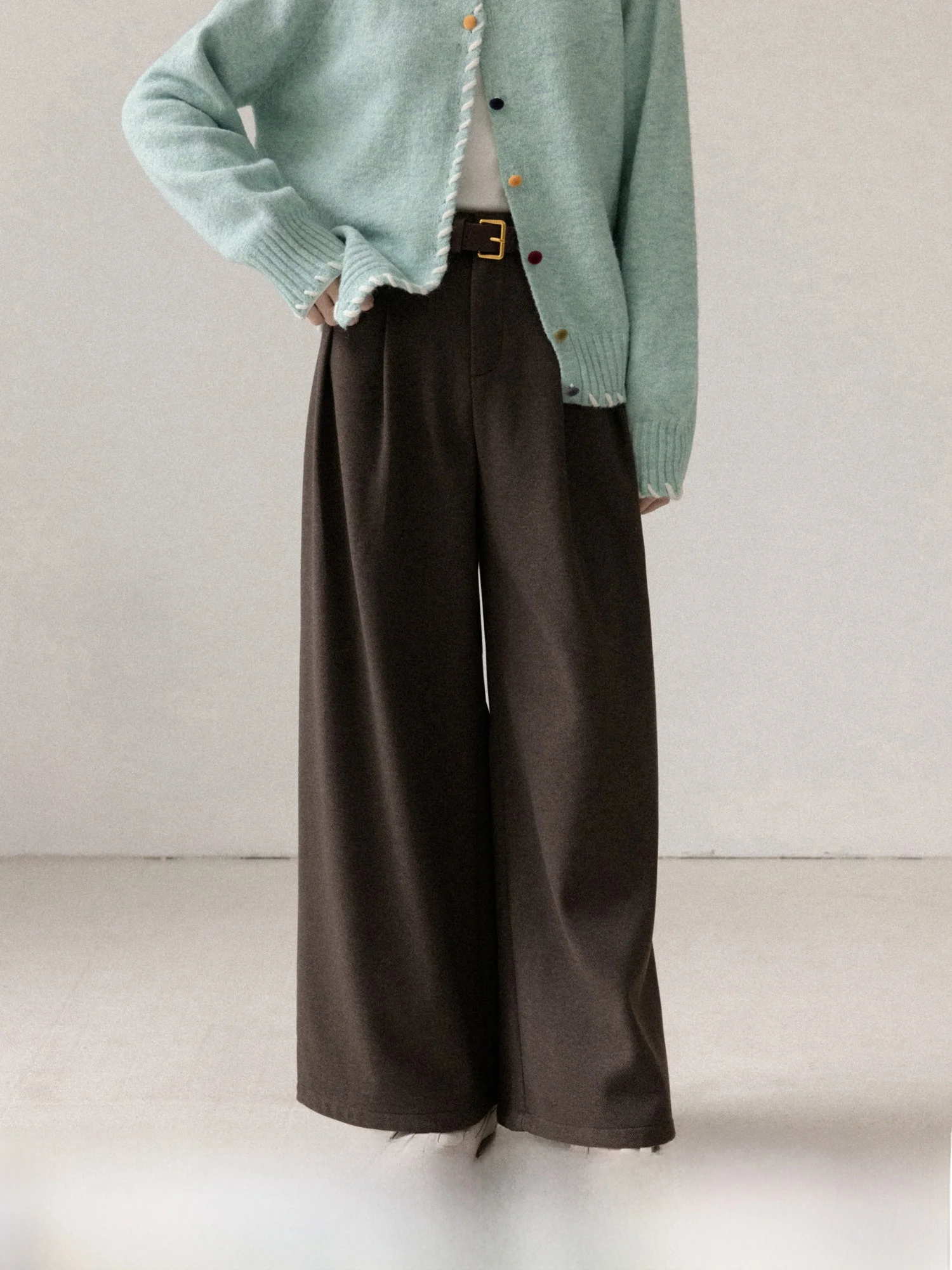 Женские зимние брюки с высокой талией, свободные, прямого кроя, широкие, повседневные, комфортные, для женщин
Женские зимние брюки с высокой талией, свободные, прямого кроя, широкие, повседневные, комфортные, для женщин