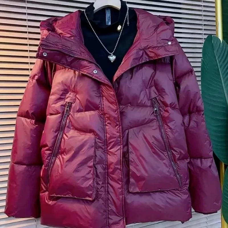 Premium Large Size Temperament Commuting Coats New Hooded European Loose Design Foreign Down Jacket Fall Winter Solid Color Top
Premium Large Size Temperament Commuting Coats New Hooded European Loose Design Foreign Down Jacket Fall Winter Solid Color Top