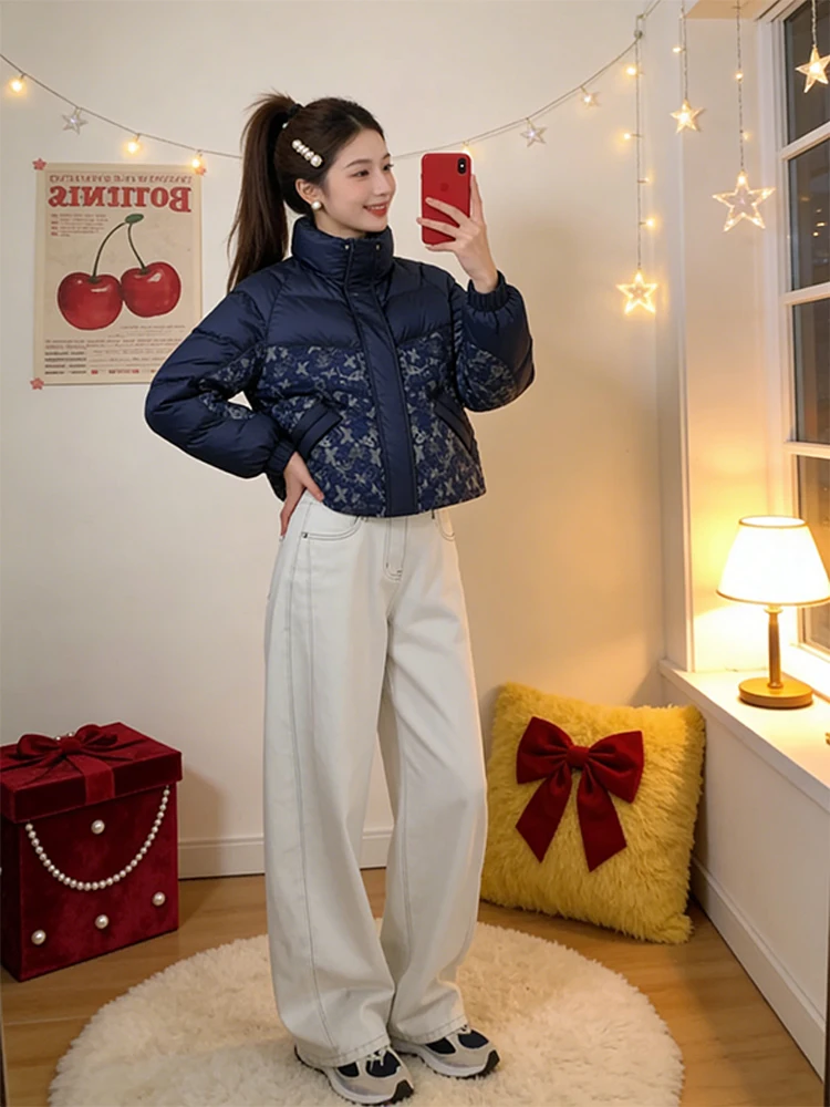 Новая женская зимняя куртка Sli Print Patchwork из хлопка с пуховым наполнителем, теплая, с воротником-стойкой, короткая, в корейском стиле, свободного кроя
Новая женская зимняя куртка Sli Print Patchwork из хлопка с пуховым наполнителем, теплая, с воротником-стойкой, короткая, в корейском стиле, свободного кроя