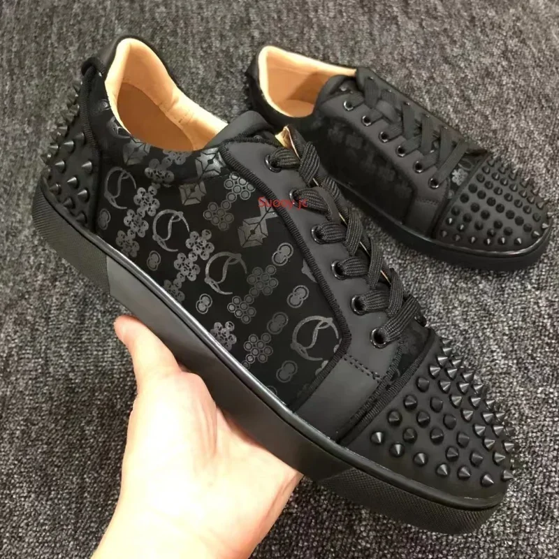 Top Quality Red Sole Trendy Casual Shoes Luxury Mens Real Leather Shoes 35-47 Designr Couple Rock Tide Shoes
Top Quality Red Sole Trendy Casual Shoes Luxury Mens Real Leather Shoes 35-47 Designr Couple Rock Tide Shoes