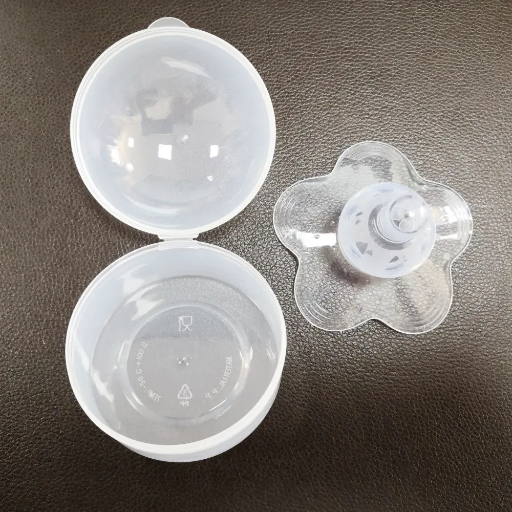 Mother Nipple Cover Cross-milk Hole Petal Style Women Milk Extractor Feeding Breast Pad Nipple Protector Breastfeeding Shields
Mother Nipple Cover Cross-milk Hole Petal Style Women Milk Extractor Feeding Breast Pad Nipple Protector Breastfeeding Shields