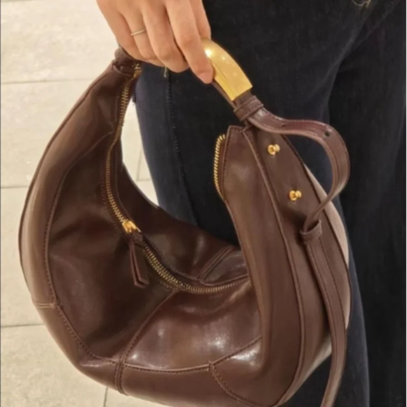 Высококачественная дизайнерская сумка-кошелек для женщин, просторная регулируемая сумка через плечо, стильная роскошная сумка через плечо в форме полумесяца, подмышки
Высококачественная дизайнерская сумка-кошелек для женщин, просторная регулируемая сумка через плечо, стильная роскошная сумка через плечо в форме полумесяца, подмышки