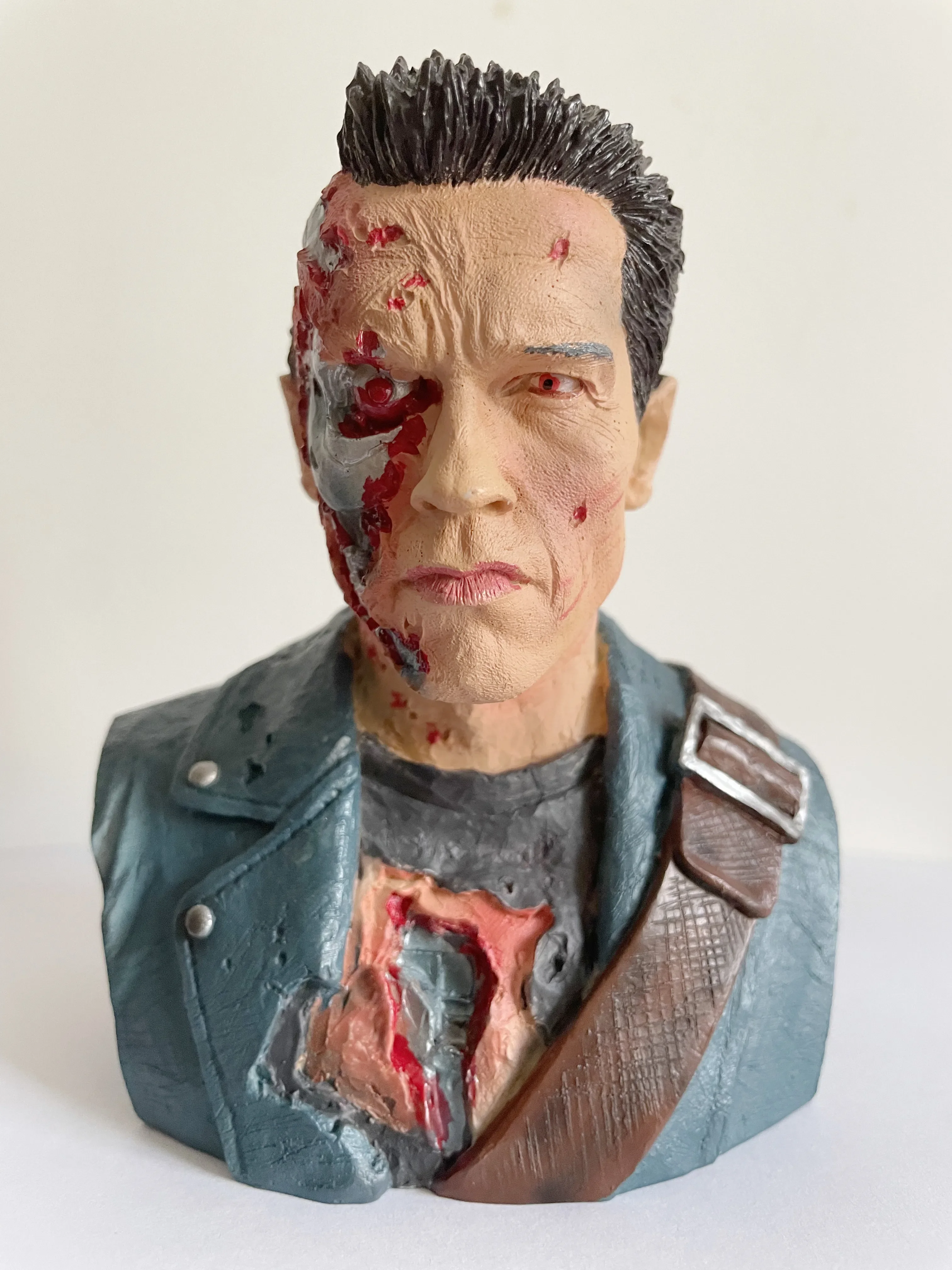 Resin Figure Statue Toy Battle Damage Collection Model 12cm Terminator T800 Bust Arnold Schwarzenegger Desk Decoration
Resin Figure Statue Toy Battle Damage Collection Model 12cm Terminator T800 Bust Arnold Schwarzenegger Desk Decoration