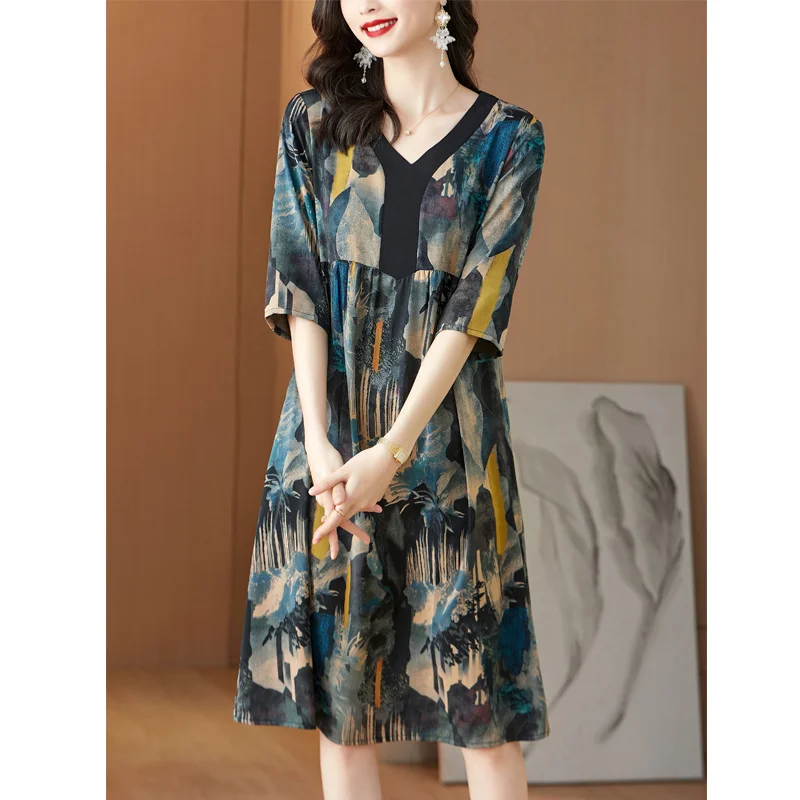 Promotion Special Silk Printing V-neck Ladies Dress 2023 Summer New Large Size Loose And Thin Casual Long Skirt Elegant Party
Promotion Special Silk Printing V-neck Ladies Dress 2023 Summer New Large Size Loose And Thin Casual Long Skirt Elegant Party