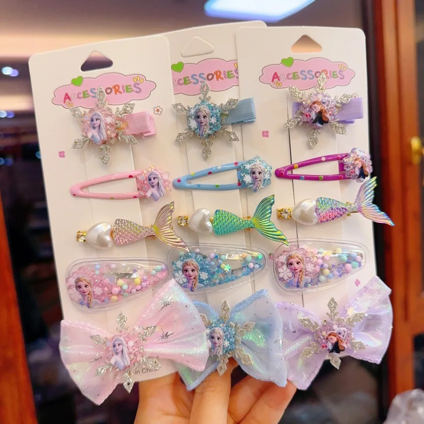 Frozen Snowflake Hair Clip Sweet Side with Flowing Sand, Duckbed with Water Diamond Clip, Edge with Hair Accessories for Women
Frozen Snowflake Hair Clip Sweet Side with Flowing Sand, Duckbed with Water Diamond Clip, Edge with Hair Accessories for Women