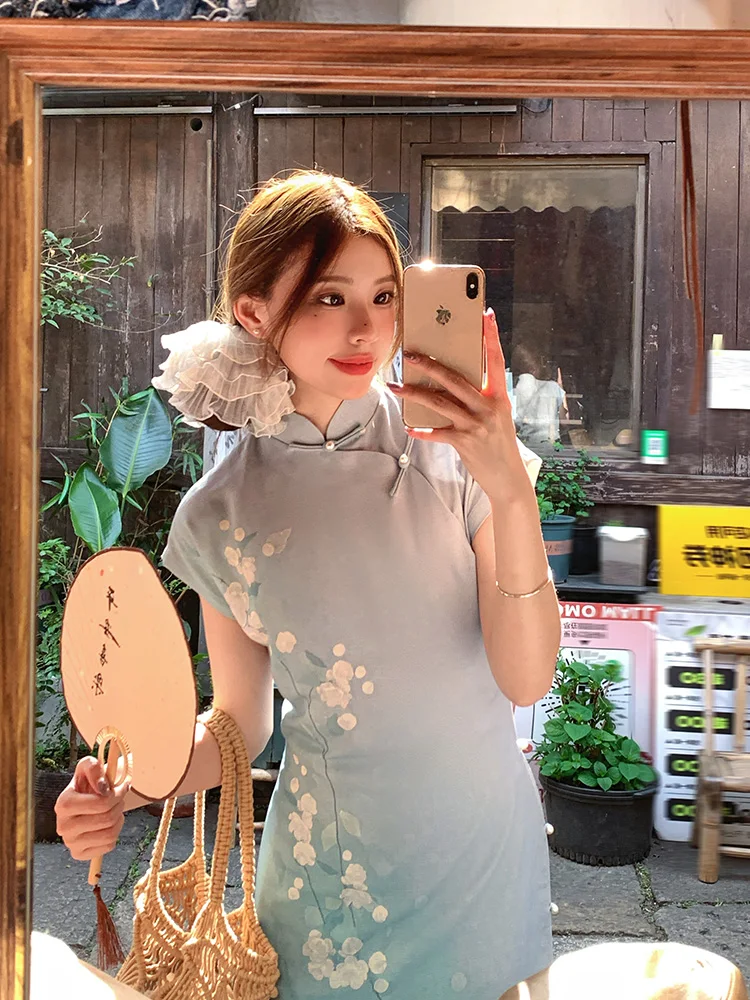 Традиционное китайское платье-ципао с длинным рукавом, с разрезом до пола, женское летнее модное художественное платье
Традиционное китайское платье-ципао с длинным рукавом, с разрезом до пола, женское летнее модное художественное платье