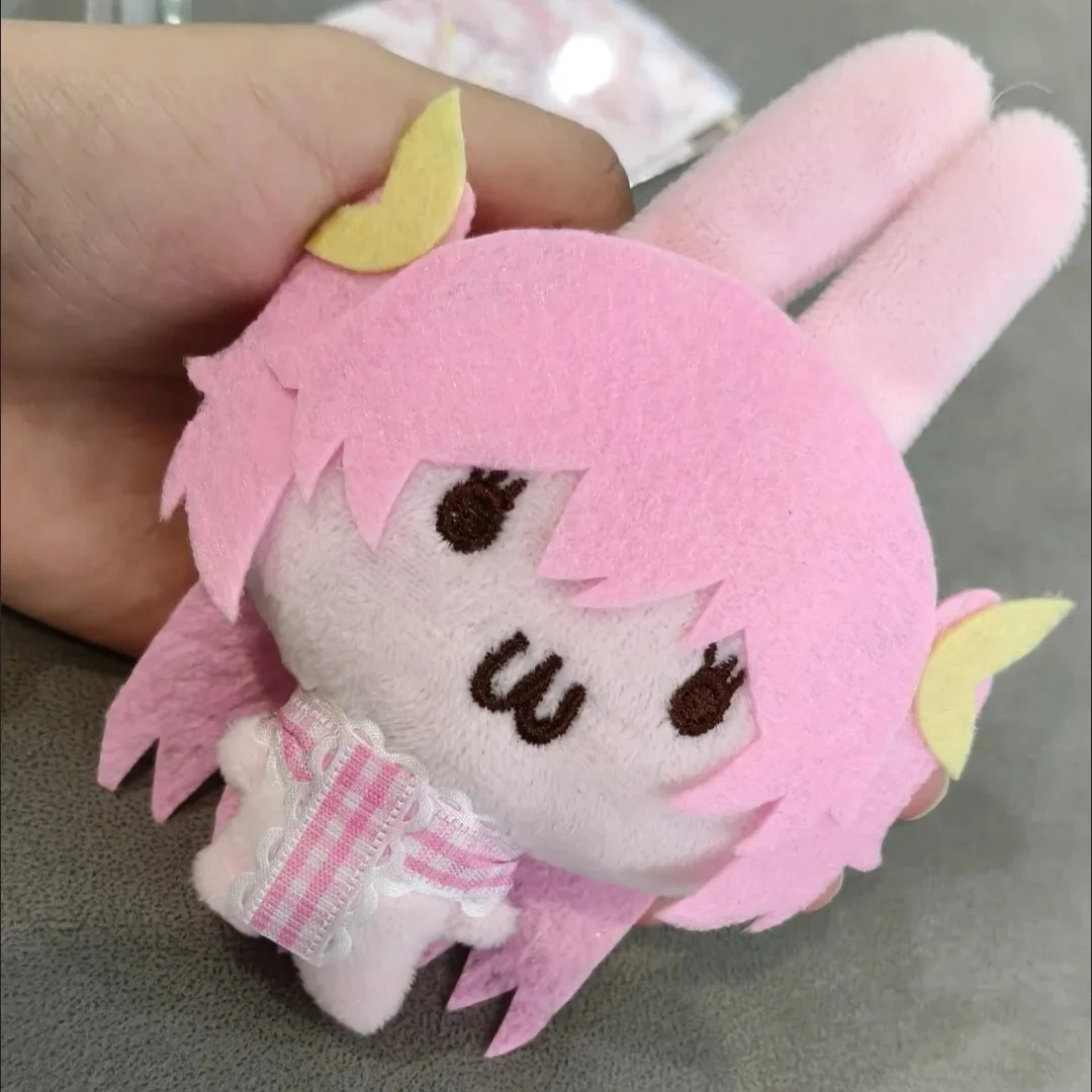 Плюшевая кукла-брелок ручной работы Momoi Airi для косплея, мультяшная, из хлопка, пушистая, декоративная игрушка
Плюшевая кукла-брелок ручной работы Momoi Airi для косплея, мультяшная, из хлопка, пушистая, декоративная игрушка