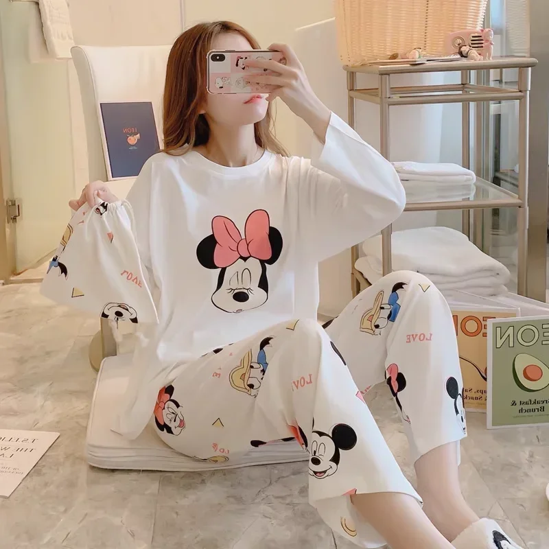 Шелковая пижама Disney с Микки Маусом Женская Осенняя хлопковая удобная свободная домашняя женская пижама с длинным рукавом
Шелковая пижама Disney с Микки Маусом Женская Осенняя хлопковая удобная свободная домашняя женская пижама с длинным рукавом
