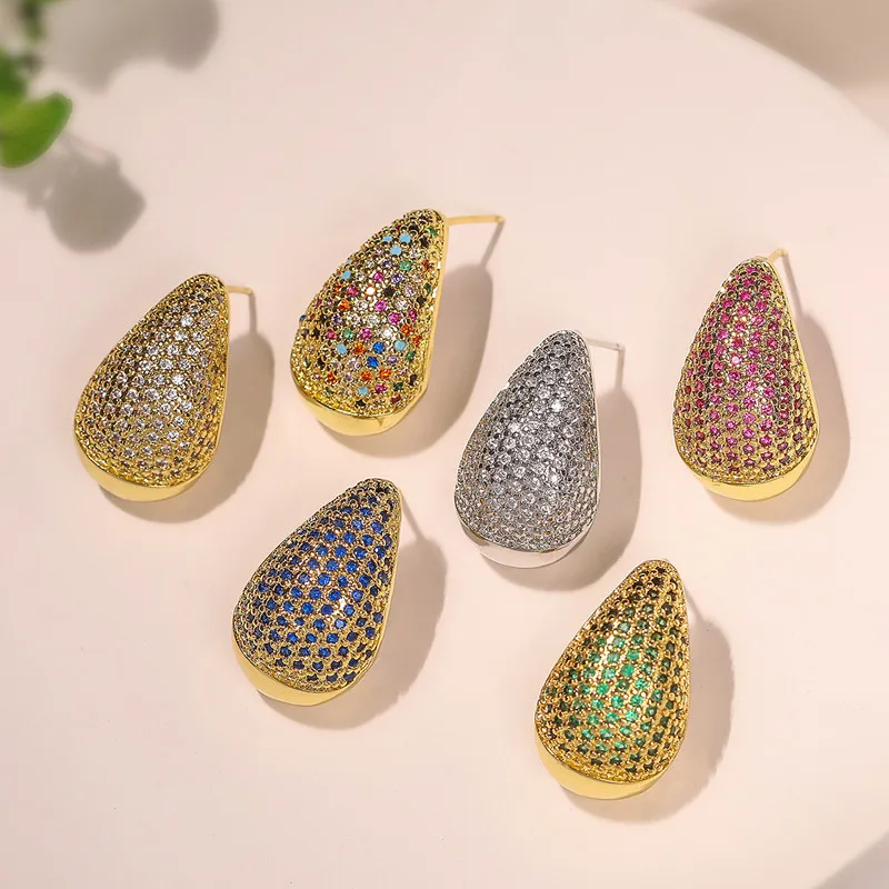 Irregular Metal Crystal Earrings European And American Style Personalized Fashion Stud Earrings Ladies Girls Travel Accessories
Irregular Metal Crystal Earrings European And American Style Personalized Fashion Stud Earrings Ladies Girls Travel Accessories