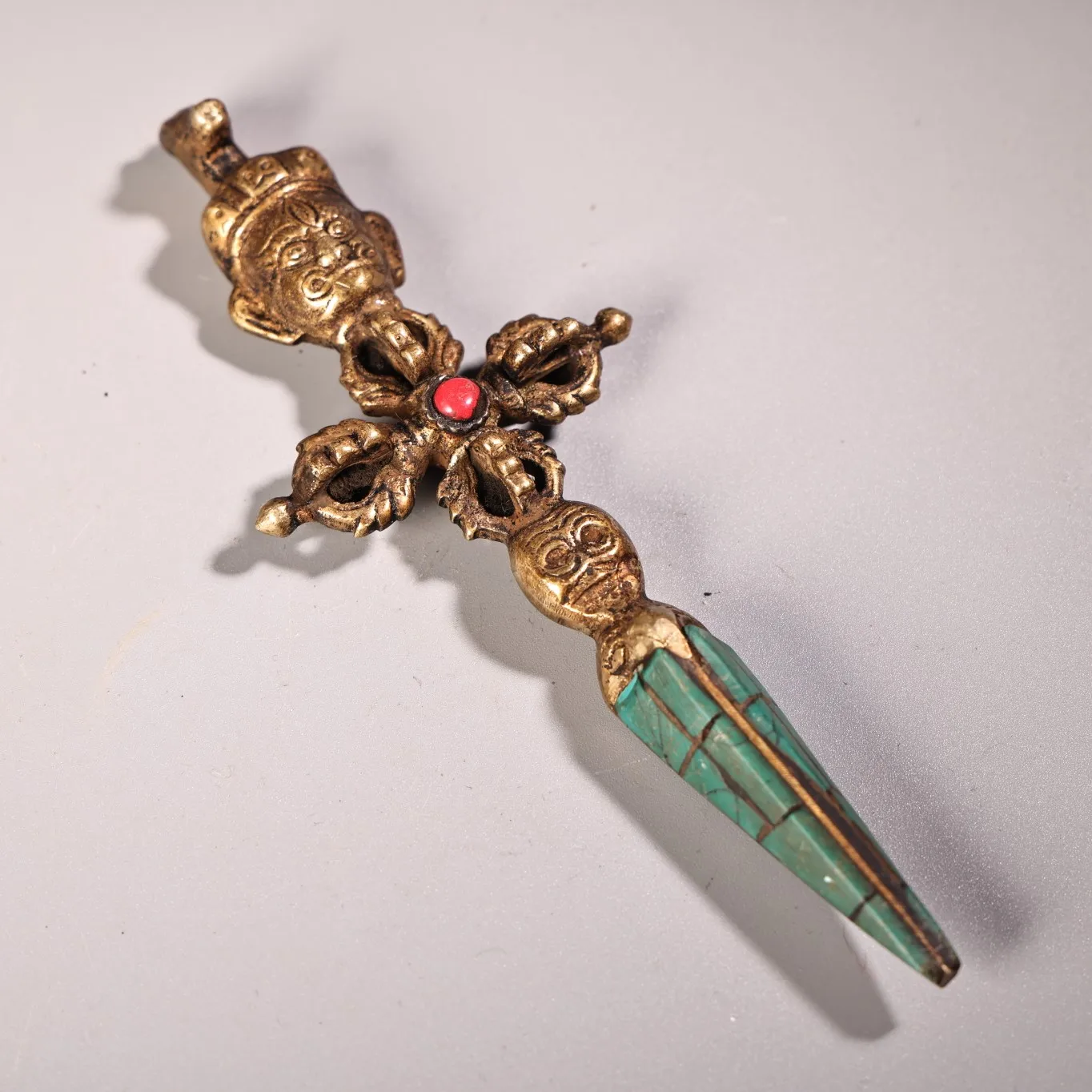 6"Tibetan Temple Collection Old Bronze Mosaic Turquoise Hayagriva Buddha Dorje Vajra Phurpa Amulet Dharam Town house Exorcism
6"Tibetan Temple Collection Old Bronze Mosaic Turquoise Hayagriva Buddha Dorje Vajra Phurpa Amulet Dharam Town house Exorcism