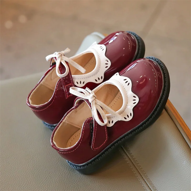 Blotona Baby Girl Flats with Bows Non-slip Soft Soles Leather Mary Jane Shoes Casual Walking Shoes for Newborn Toddler
Blotona Baby Girl Flats with Bows Non-slip Soft Soles Leather Mary Jane Shoes Casual Walking Shoes for Newborn Toddler