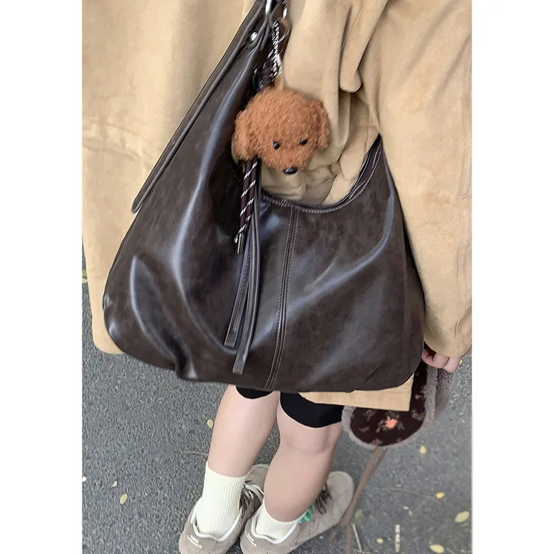 Zipper Casual Lage Capacity Messenger Bag Women 2025 New Fashion Designer Luxury Female Tote Bag High Quality PU Leather Handbag
Zipper Casual Lage Capacity Messenger Bag Women 2025 New Fashion Designer Luxury Female Tote Bag High Quality PU Leather Handbag