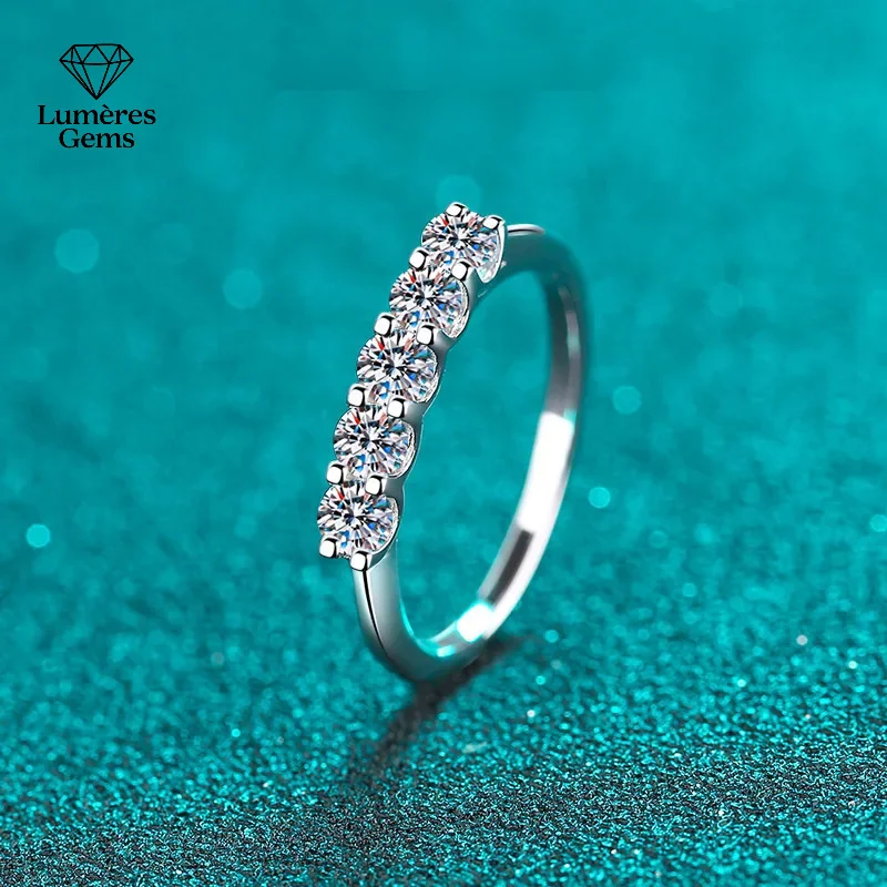 Lumière Gems PT950 Platinum Moissanite Ring for Women 50ct Commemorative Day Gift Proposal Female Inlay
Lumière Gems PT950 Platinum Moissanite Ring for Women 50ct Commemorative Day Gift Proposal Female Inlay