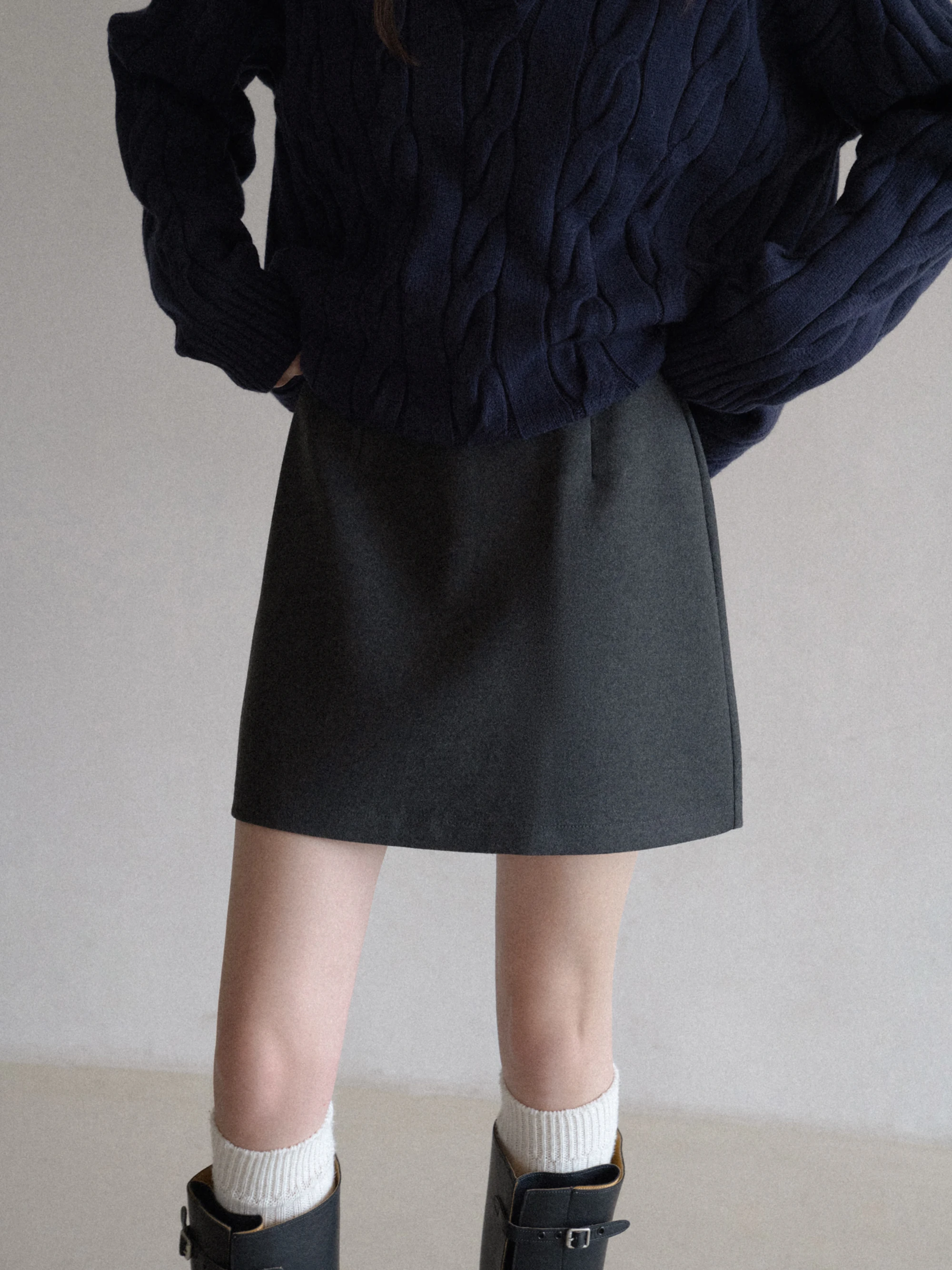 Eggka, простая цветная шерстяная юбка трапециевидной формы с высокой талией, осенне-зимняя утягивающая юбка из полиэфирного волокна
Eggka, простая цветная шерстяная юбка трапециевидной формы с высокой талией, осенне-зимняя утягивающая юбка из полиэфирного волокна