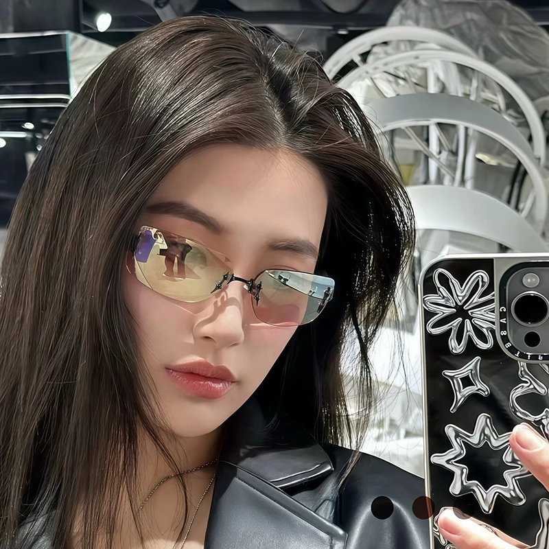 Y2K Vintage Rimless Square Sunglasses For Women Men Luxury Brand Designer Sun Glasses Punk Hip Hop Rivet Star Shades Eyewear
Y2K Vintage Rimless Square Sunglasses For Women Men Luxury Brand Designer Sun Glasses Punk Hip Hop Rivet Star Shades Eyewear