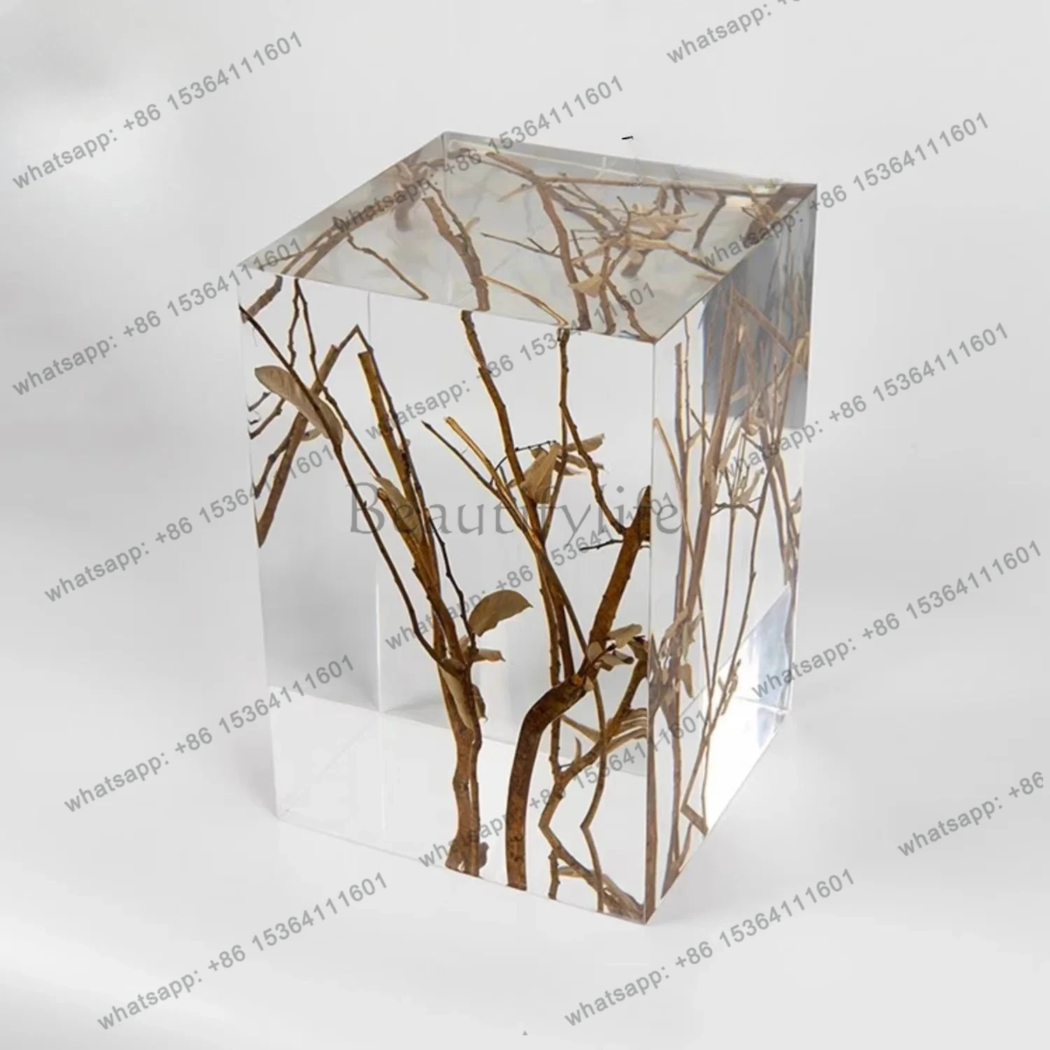 Табурет из ветки из акриловой хрустальной смолы, прозрачный высококачественный мягкий орнамент ручной работы
Табурет из ветки из акриловой хрустальной смолы, прозрачный высококачественный мягкий орнамент ручной работы