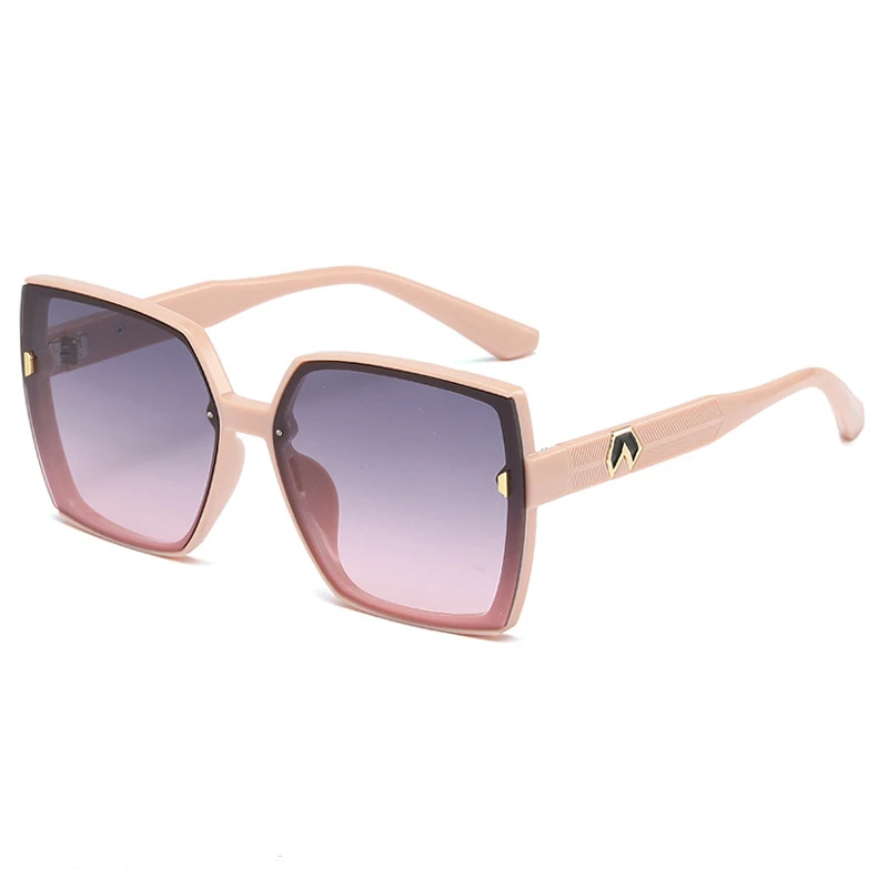 Luxury Brand Designer Sunglasses for Women Large Frame Square Glasses Vintage Oversized Driving Glasses Gradient Shades UV400
Luxury Brand Designer Sunglasses for Women Large Frame Square Glasses Vintage Oversized Driving Glasses Gradient Shades UV400