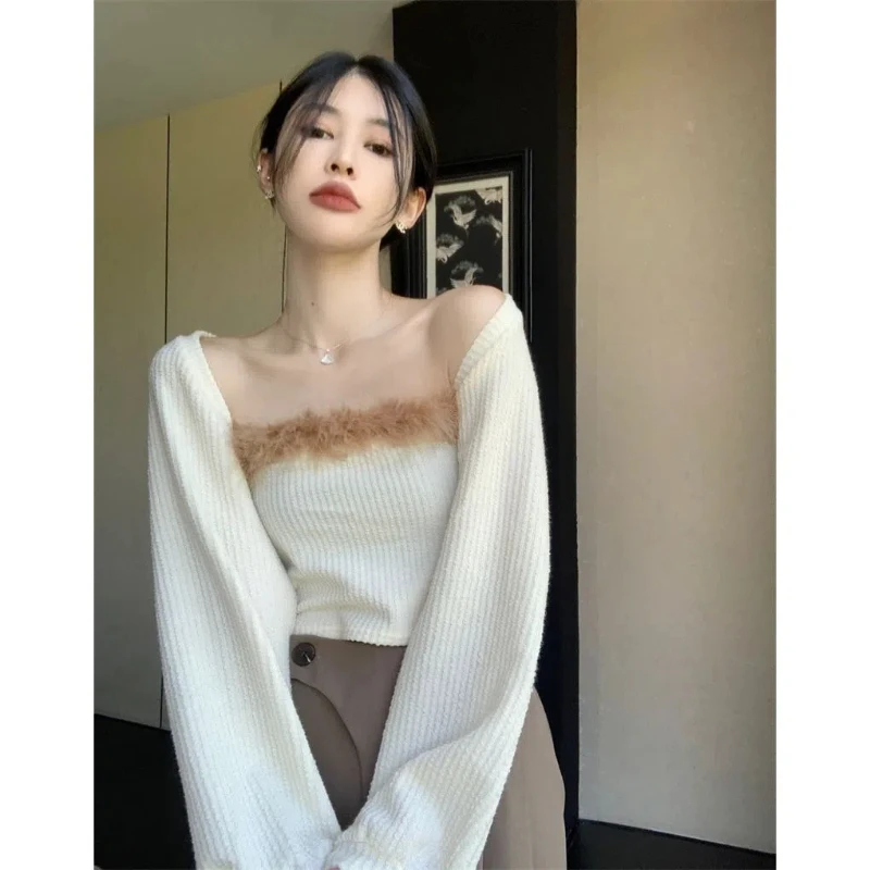 Модный наряд Sweet Hot Girl, вязаный топ с длинными рукавами и шалью на бретельках 
Модный наряд Sweet Hot Girl, вязаный топ с длинными рукавами и шалью на бретельках