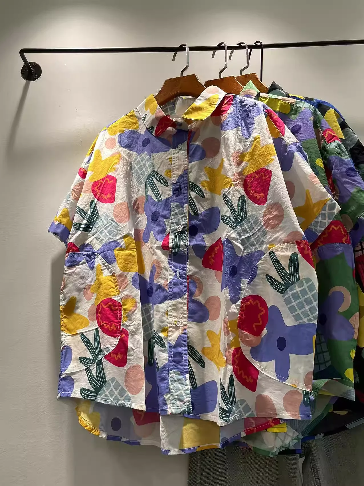 Bust 128cm oversized shirts for women summer kawaii print white green navy blue print shirts short sleeve blouses Hawaiian tops
Bust 128cm oversized shirts for women summer kawaii print white green navy blue print shirts short sleeve blouses Hawaiian tops