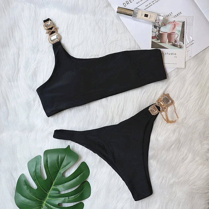 Swimsuit Luxury Crystal Chain separates Swimsuit One Shoulder Sexy Bikini
Swimsuit Luxury Crystal Chain separates Swimsuit One Shoulder Sexy Bikini