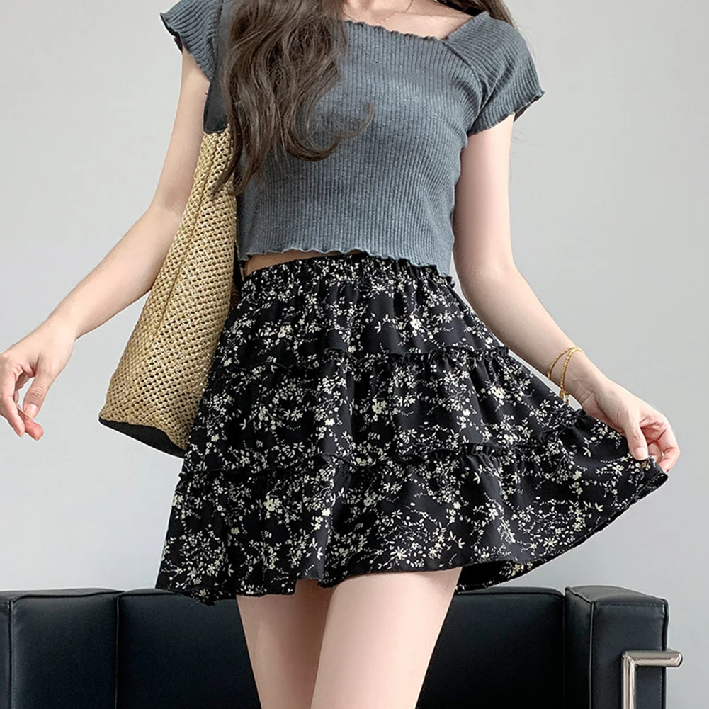 Casual Women Skirt Short Floral Skirt Perfect For Beach Everyday Floral Short Skirt Casual Wear Polyester Material
Casual Women Skirt Short Floral Skirt Perfect For Beach Everyday Floral Short Skirt Casual Wear Polyester Material