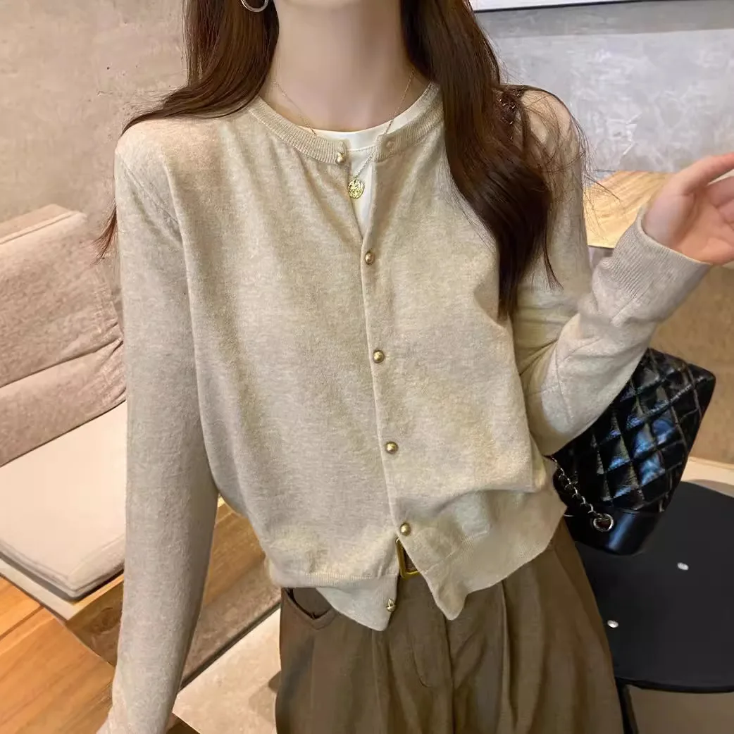 Solid Color Knitted for Women Cardigan Korean Single Breasted Long Sleeve Jumper Woman Round Neck All Match Cardigans Outwear
Solid Color Knitted for Women Cardigan Korean Single Breasted Long Sleeve Jumper Woman Round Neck All Match Cardigans Outwear