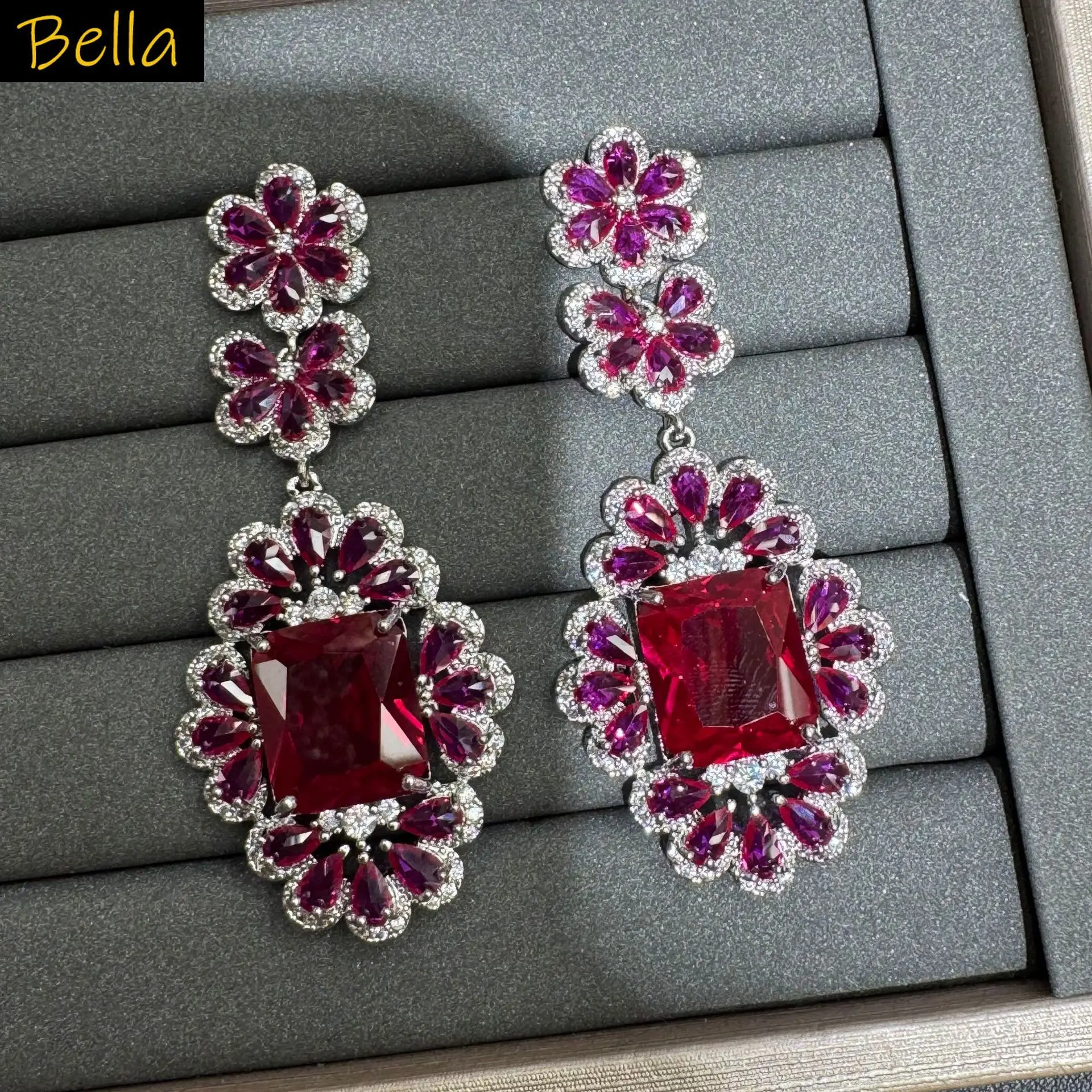 Multi-Color Cubic Zirconia Flower Drop Statement Earrings Silver/Gold Plated Floral Dangle Earrings for Women Wedding Jewelry
Multi-Color Cubic Zirconia Flower Drop Statement Earrings Silver/Gold Plated Floral Dangle Earrings for Women Wedding Jewelry