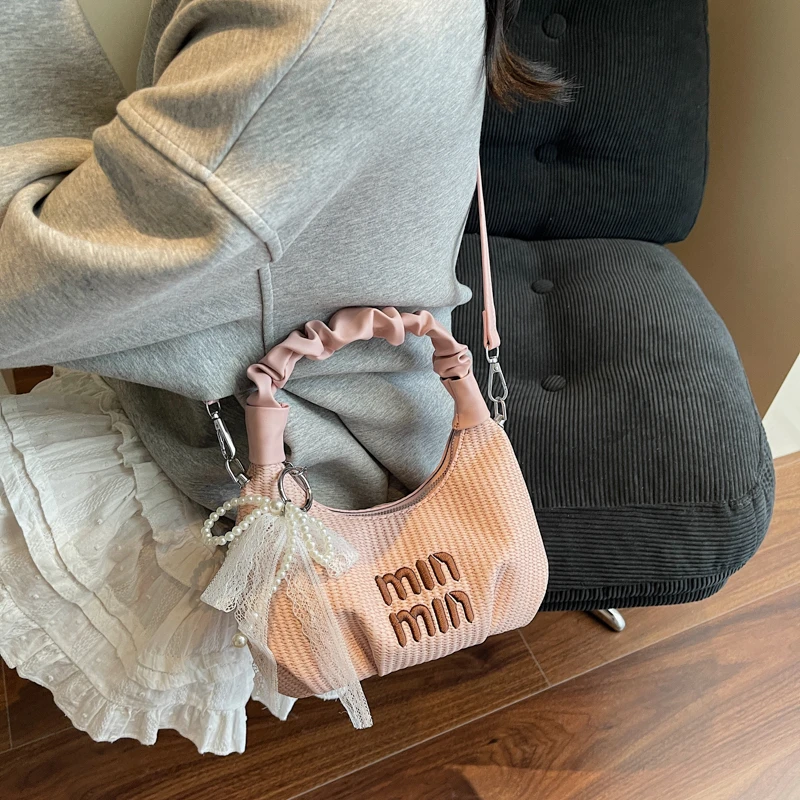 Роскошная брендовая сумка через плечо для модных женщин, кожаная сумка через плечо от известного дизайнера, классическая элегантная сумка
Роскошная брендовая сумка через плечо для модных женщин, кожаная сумка через плечо от известного дизайнера, классическая элегантная сумка