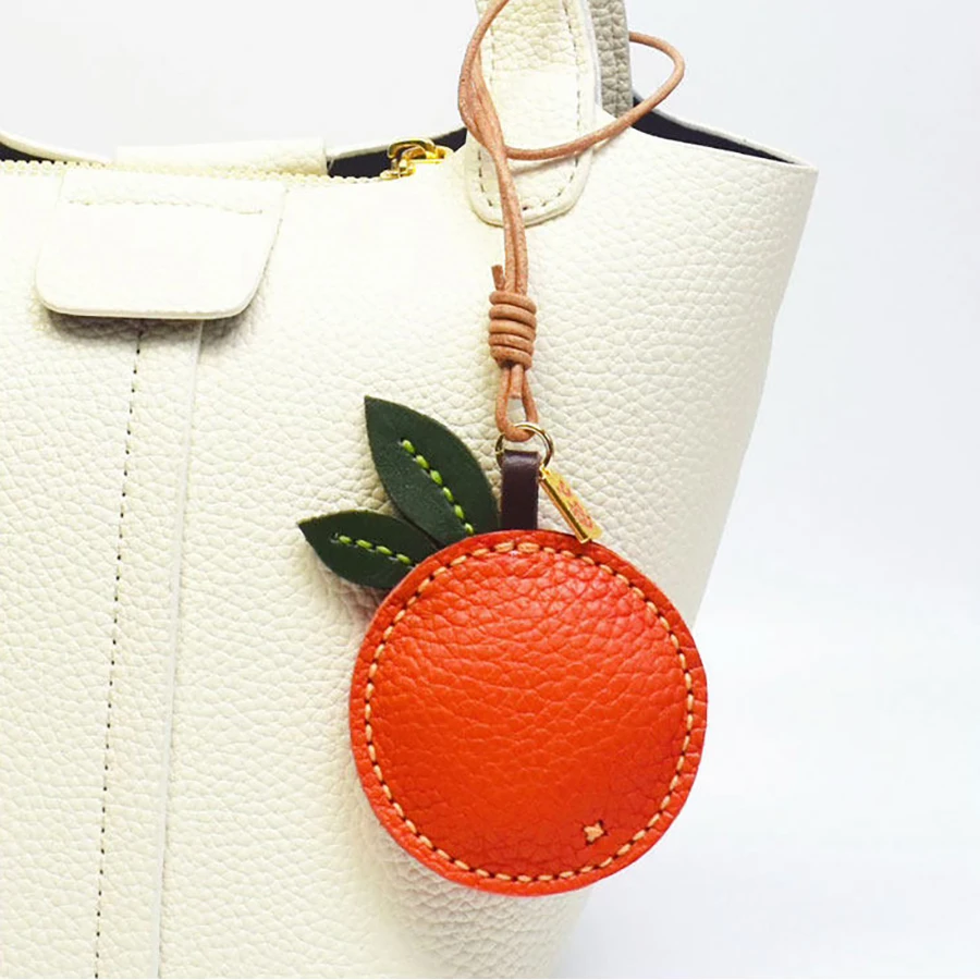 Fashion Cowhide Leather Bag Charm Fruits Keychain Funny Cute Tomato Pendant Creative Hanging Orange Keyring Gift
Fashion Cowhide Leather Bag Charm Fruits Keychain Funny Cute Tomato Pendant Creative Hanging Orange Keyring Gift