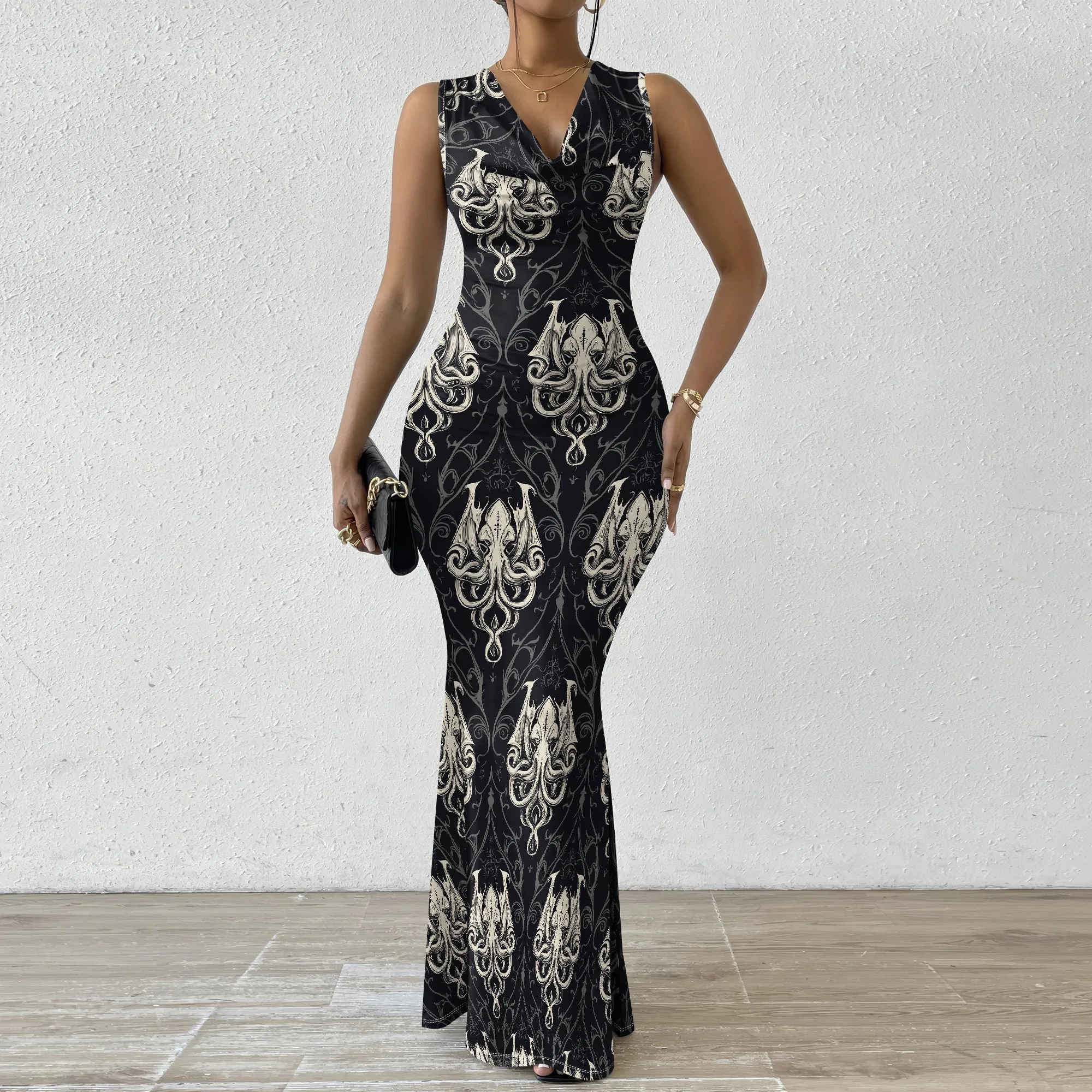 Elegant Black and Gold Baroque Print Maxi Dress Women's Sleeveless V-Neck Bodycon Dress - XS-2XL Stylish Casual or Evening Wear
Elegant Black and Gold Baroque Print Maxi Dress Women's Sleeveless V-Neck Bodycon Dress - XS-2XL Stylish Casual or Evening Wear