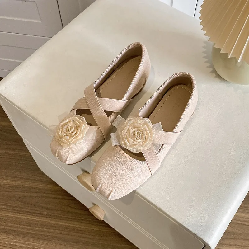 New Women's Mary Jane Shoes Fashion Flower Casual Shoes for Woman Exquisite Ballet Flats Shoe Height Increase 5CM Zapatos Mujer
New Women's Mary Jane Shoes Fashion Flower Casual Shoes for Woman Exquisite Ballet Flats Shoe Height Increase 5CM Zapatos Mujer