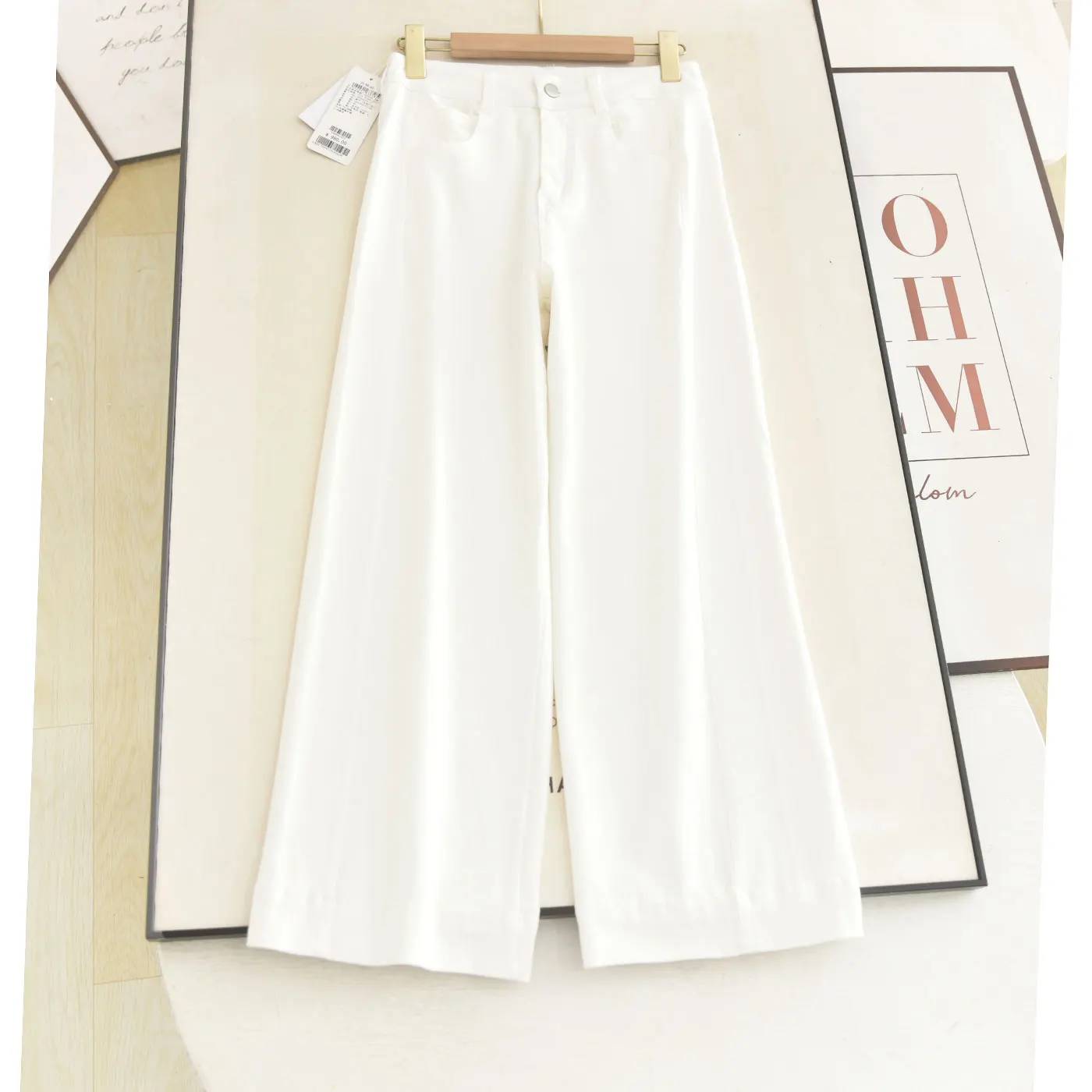 High Waist Slimming White Elastic Straight Leg Pants 2026 Summer Style Casual Wide Leg Pants Ladies Fashion High Waist
High Waist Slimming White Elastic Straight Leg Pants 2026 Summer Style Casual Wide Leg Pants Ladies Fashion High Waist