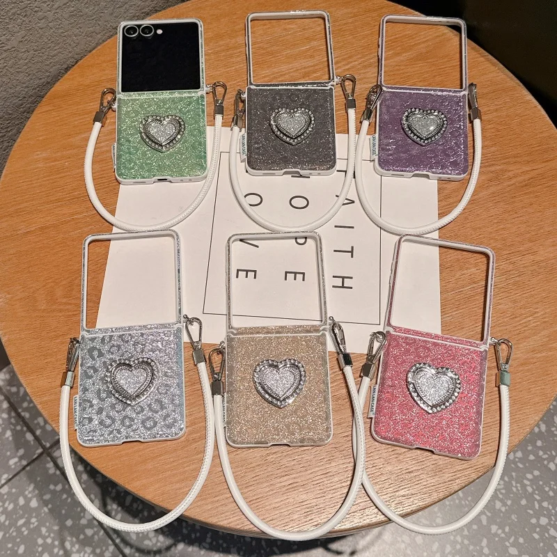 Fashion Glitter Leopard Print Cute Love Heart Stand Phone Case For Samsung Z Flip 8 7 6 5 ZFlip7 ZFlip6 Cover with Hand Rope Cas
Fashion Glitter Leopard Print Cute Love Heart Stand Phone Case For Samsung Z Flip 8 7 6 5 ZFlip7 ZFlip6 Cover with Hand Rope Cas