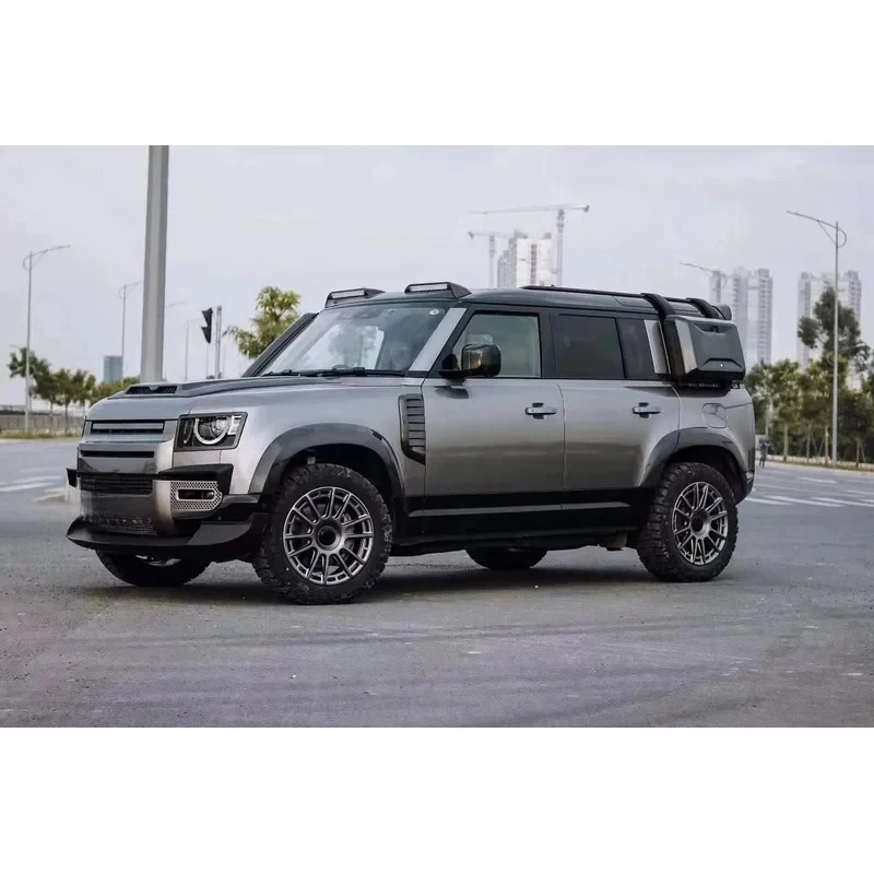 Комплект из 6 накладок на колесные арки для Defender 110 2020-2023, глянцевый черный
Комплект из 6 накладок на колесные арки для Defender 110 2020-2023, глянцевый черный