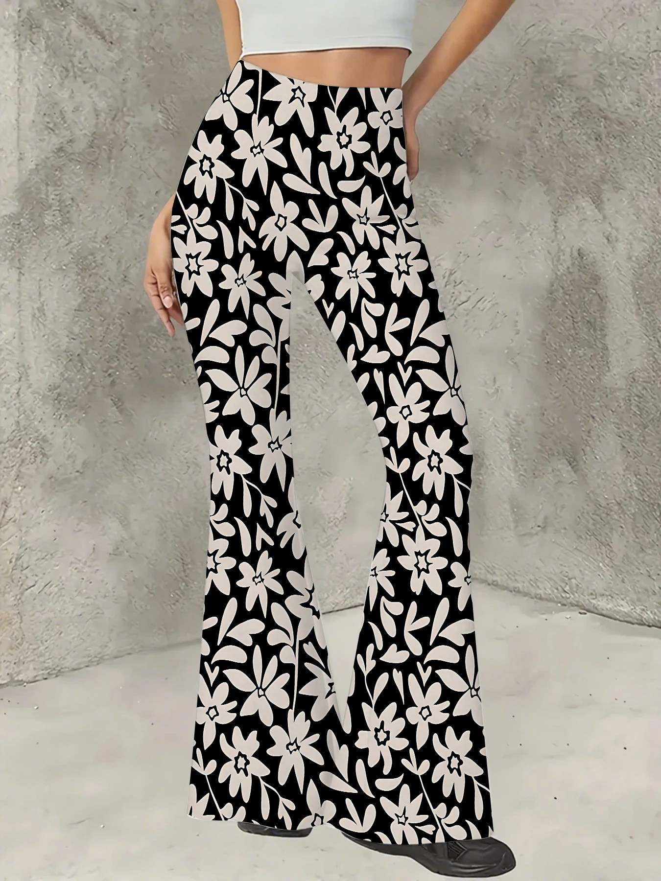 Women's Striped Print Flare Pants Loose Fit Knit Wide Leg Bell Bottom Trousers
Women's Striped Print Flare Pants Loose Fit Knit Wide Leg Bell Bottom Trousers