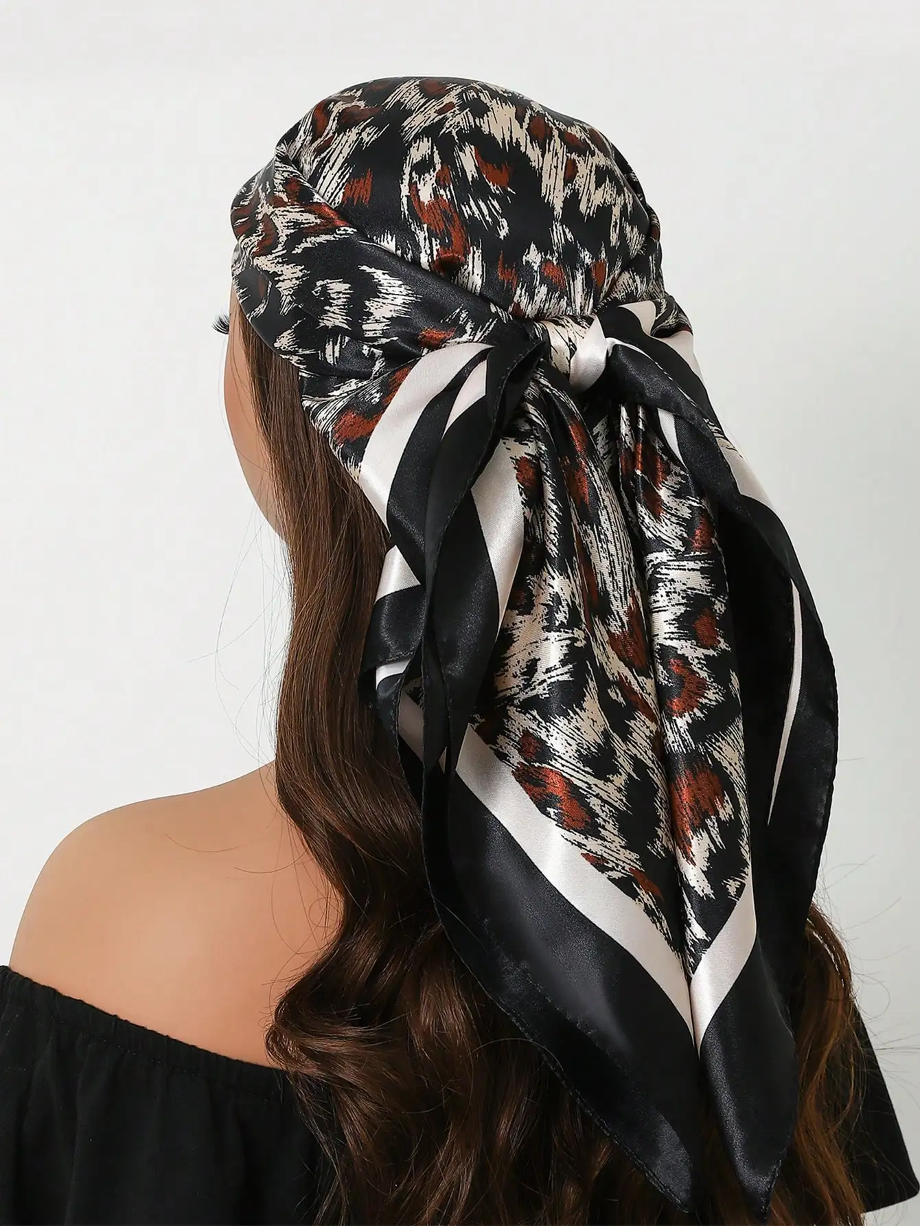 Fashion Square Scarf For Women Printed Headscarf Daily Wear Sunshade Bandana
Fashion Square Scarf For Women Printed Headscarf Daily Wear Sunshade Bandana
