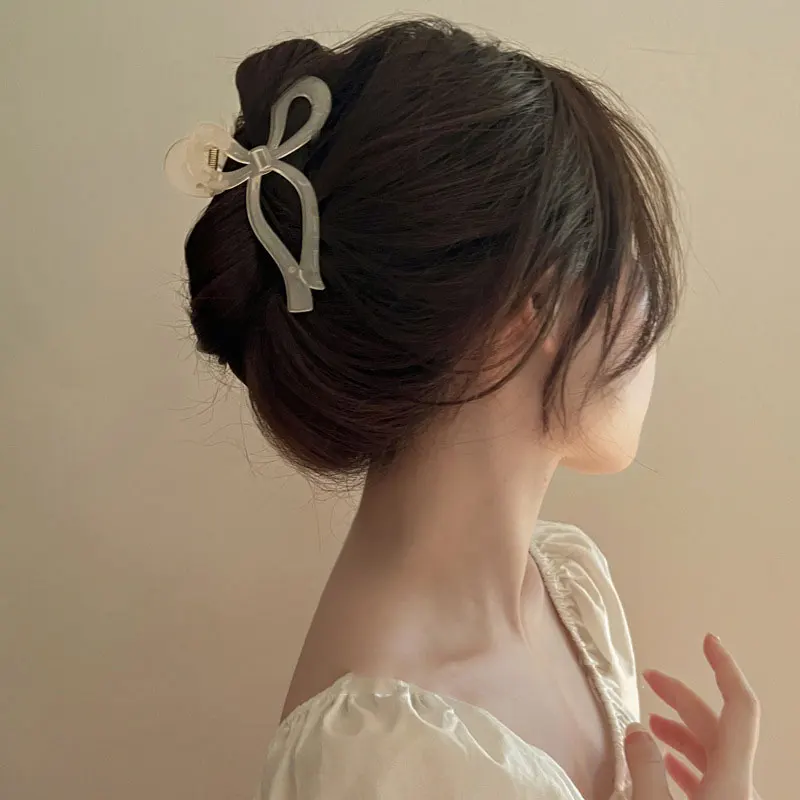 Solid Color Bow Design Women'S Hair Clip Korean Fashion Sweet Style Shark Clip Vacation Party Gift Clip Women'S Hair Accessories
Solid Color Bow Design Women'S Hair Clip Korean Fashion Sweet Style Shark Clip Vacation Party Gift Clip Women'S Hair Accessories